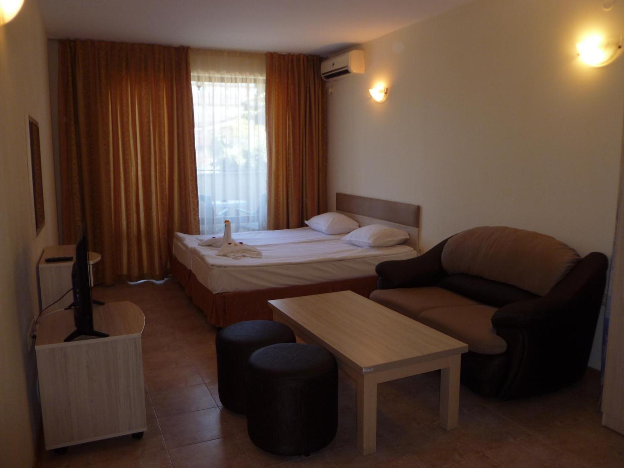 Apartment Tourist Complex Rose Village Sunny Beach Dış mekan fotoğraf