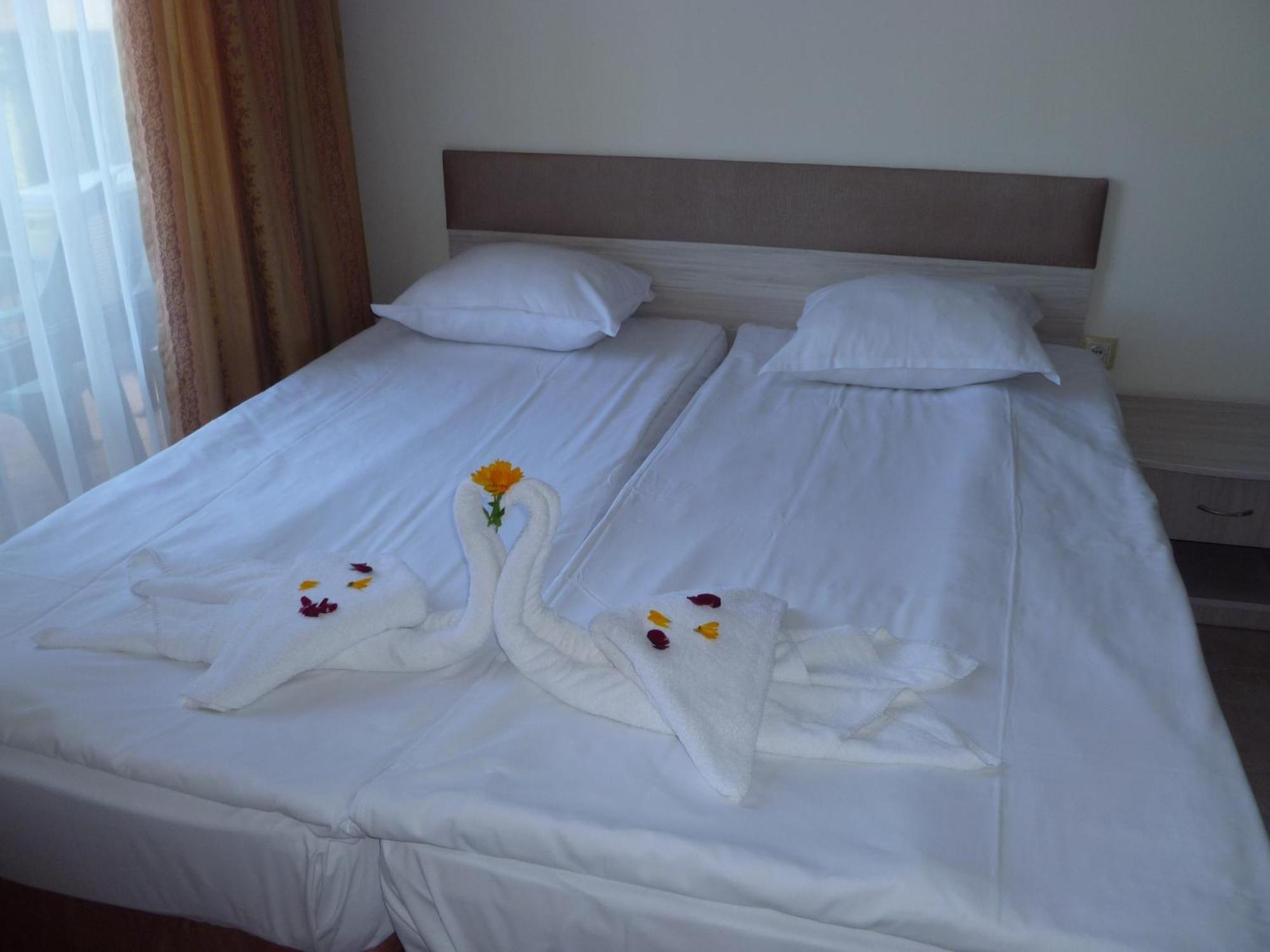 Apartment Tourist Complex Rose Village Sunny Beach Dış mekan fotoğraf